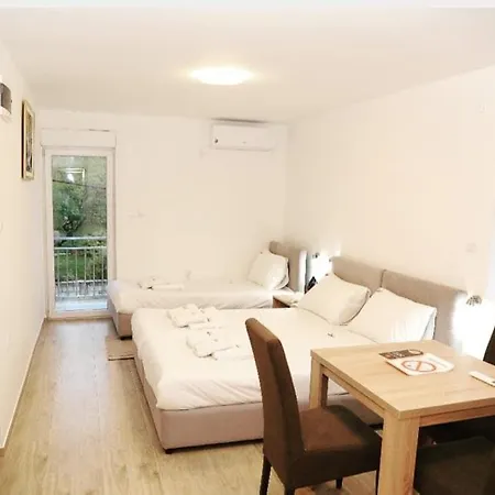 公寓 Lux Nedeljkovic Gornja Trepca Čačak