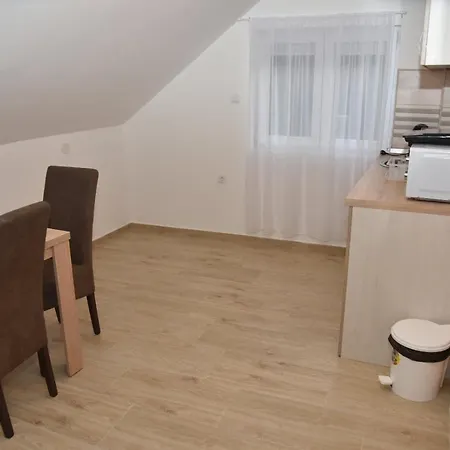 Lux Nedeljkovic Gornja Trepca